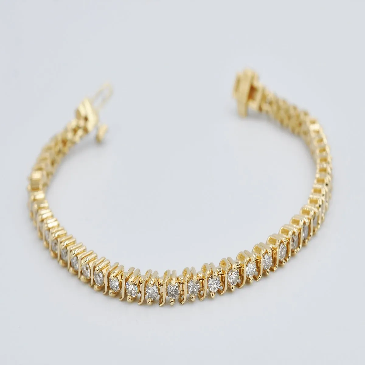 0.60-4.00 CT Round Cut Diamonds - Tennis Bracelet