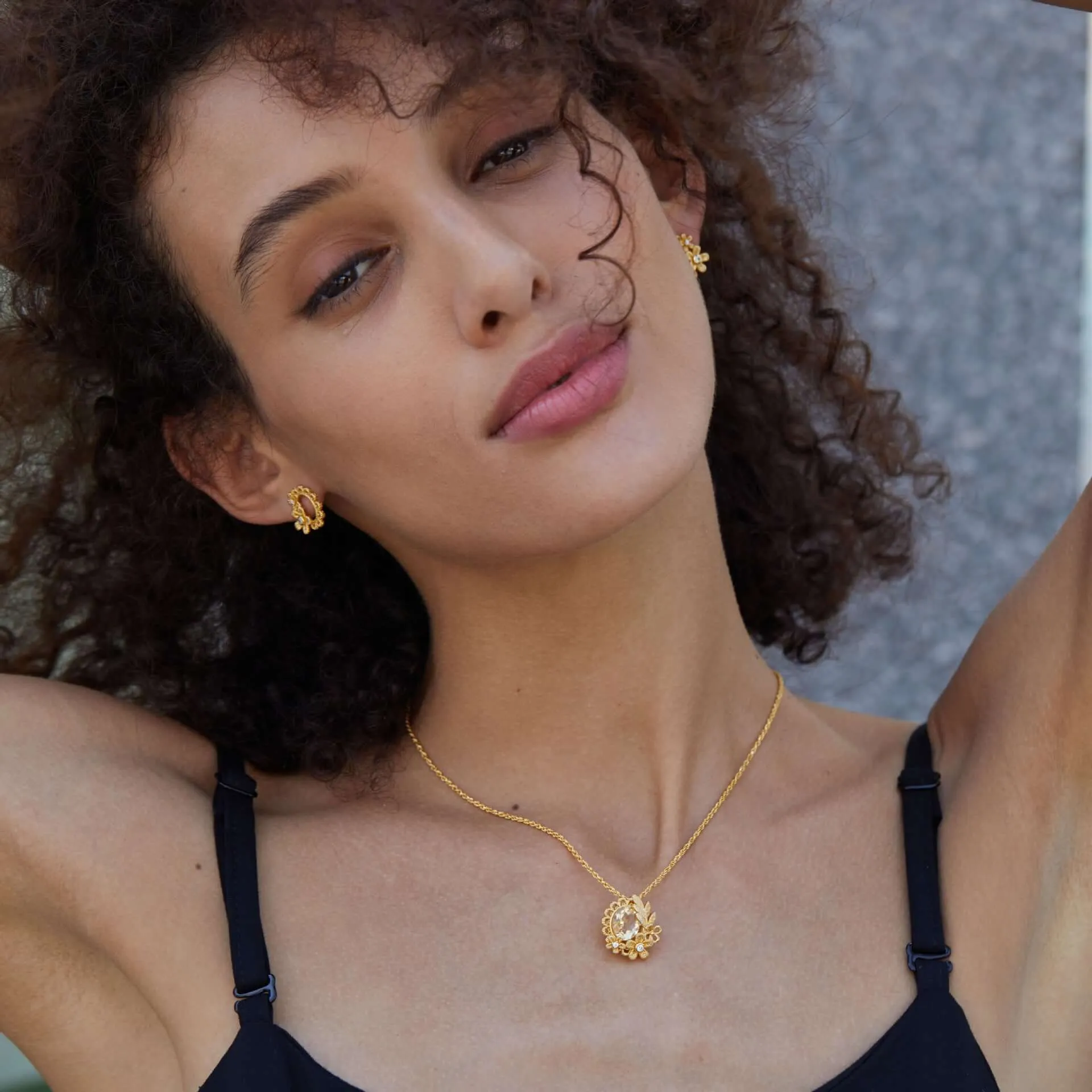 925 Silver Citrine Round Flower and Leaf Necklace