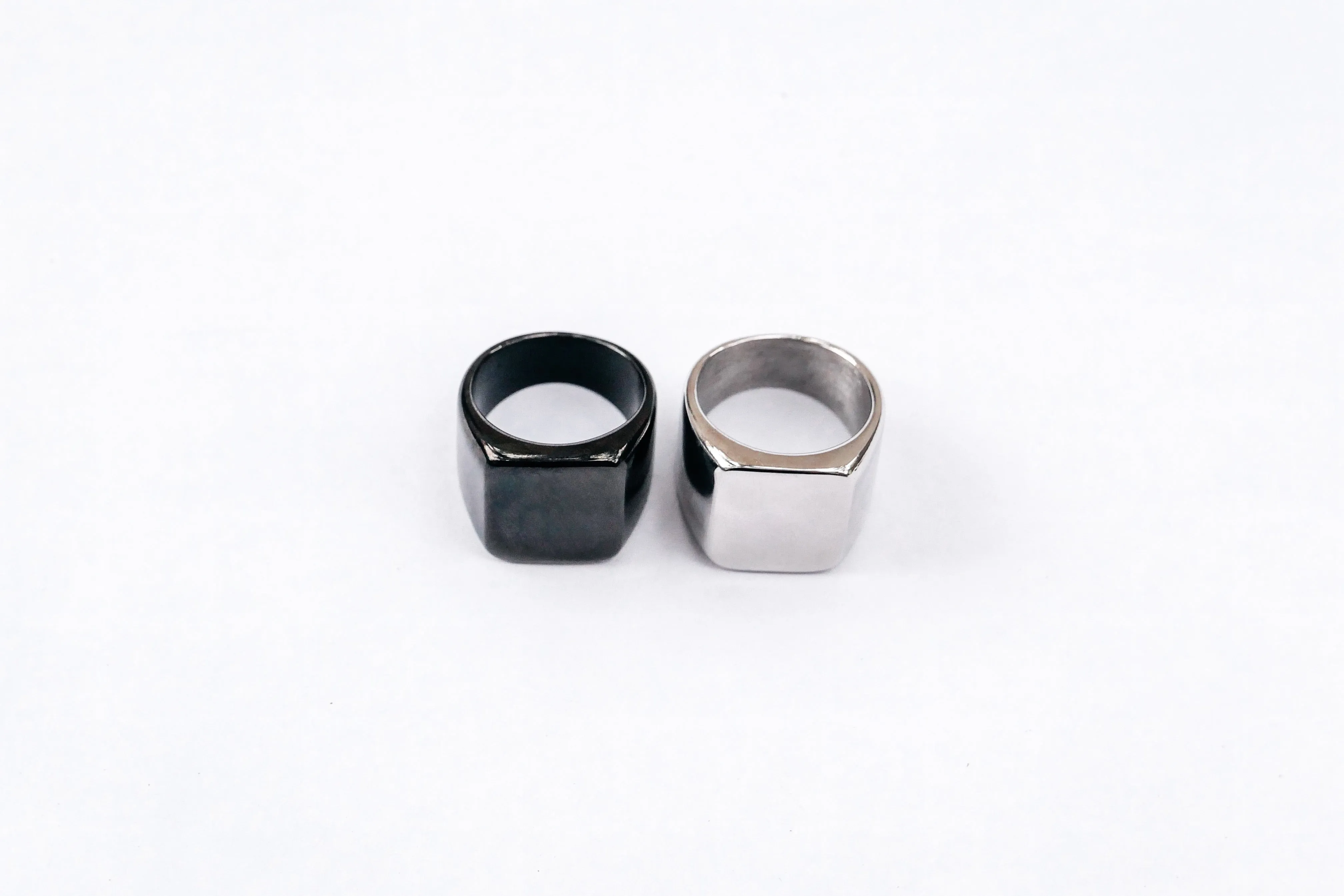 Amor Bold Chunky Mens Ring