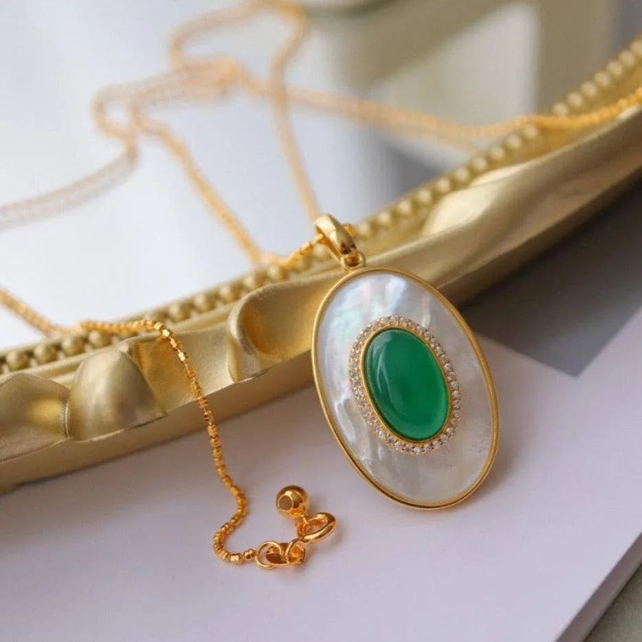 Green Onyx Mother of Pearls Pendant Necklace Gold Vermeil