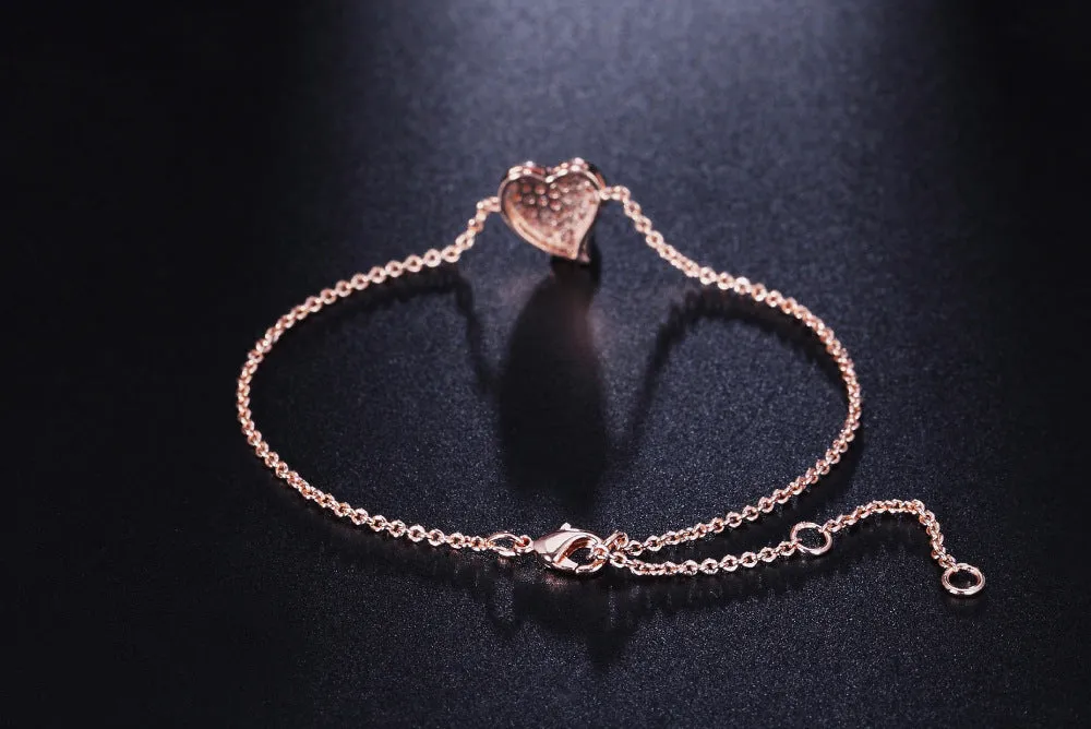 Heart-shaped chain bracelet