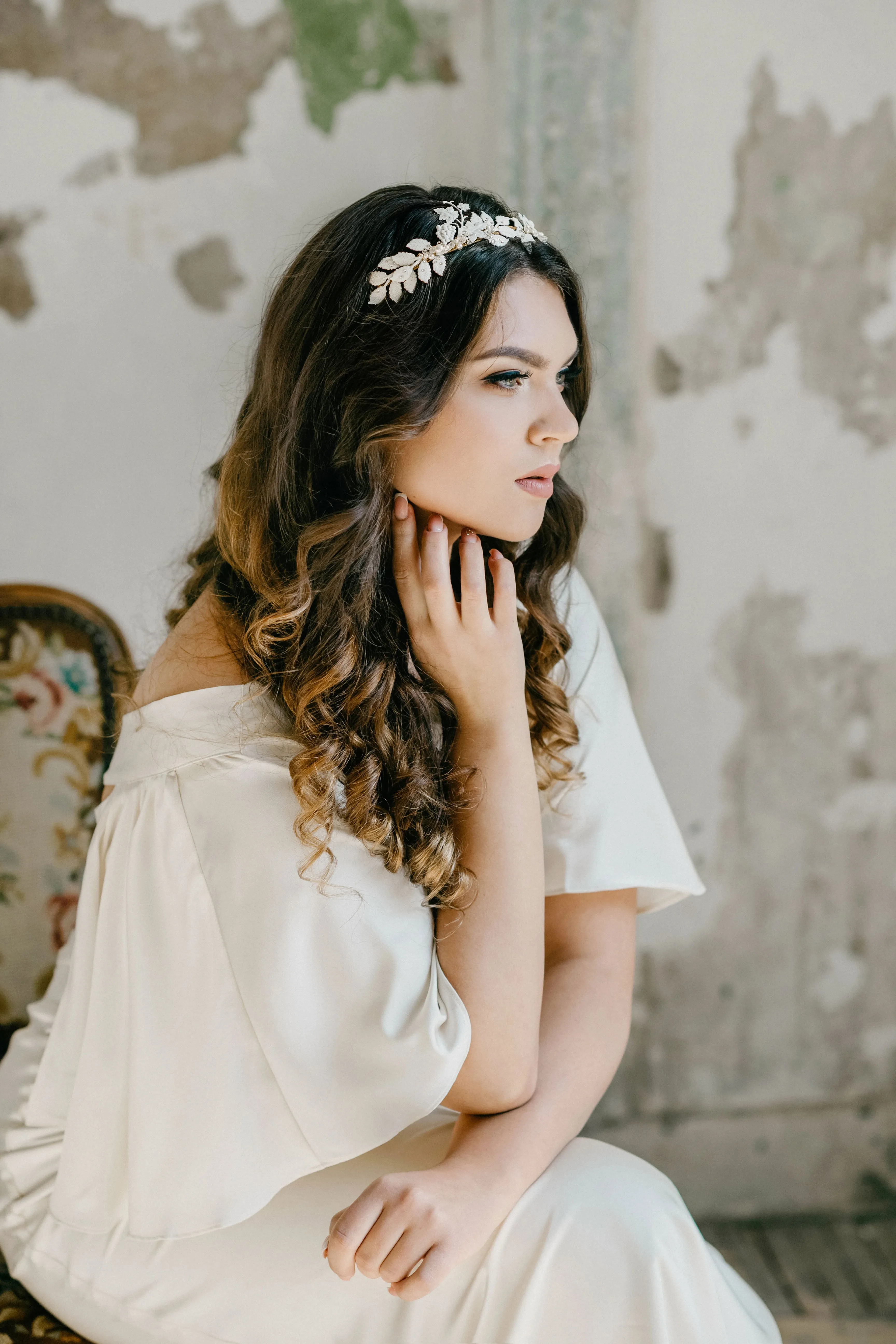 Leaf tiara in white or ivory - VICTORIA