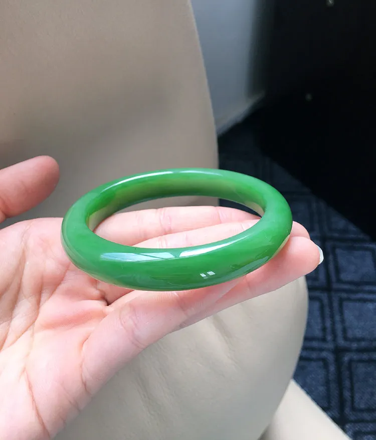 Natural Jade Bangle Nephrite Bangle Internal Diameter 59.1mm NBE037