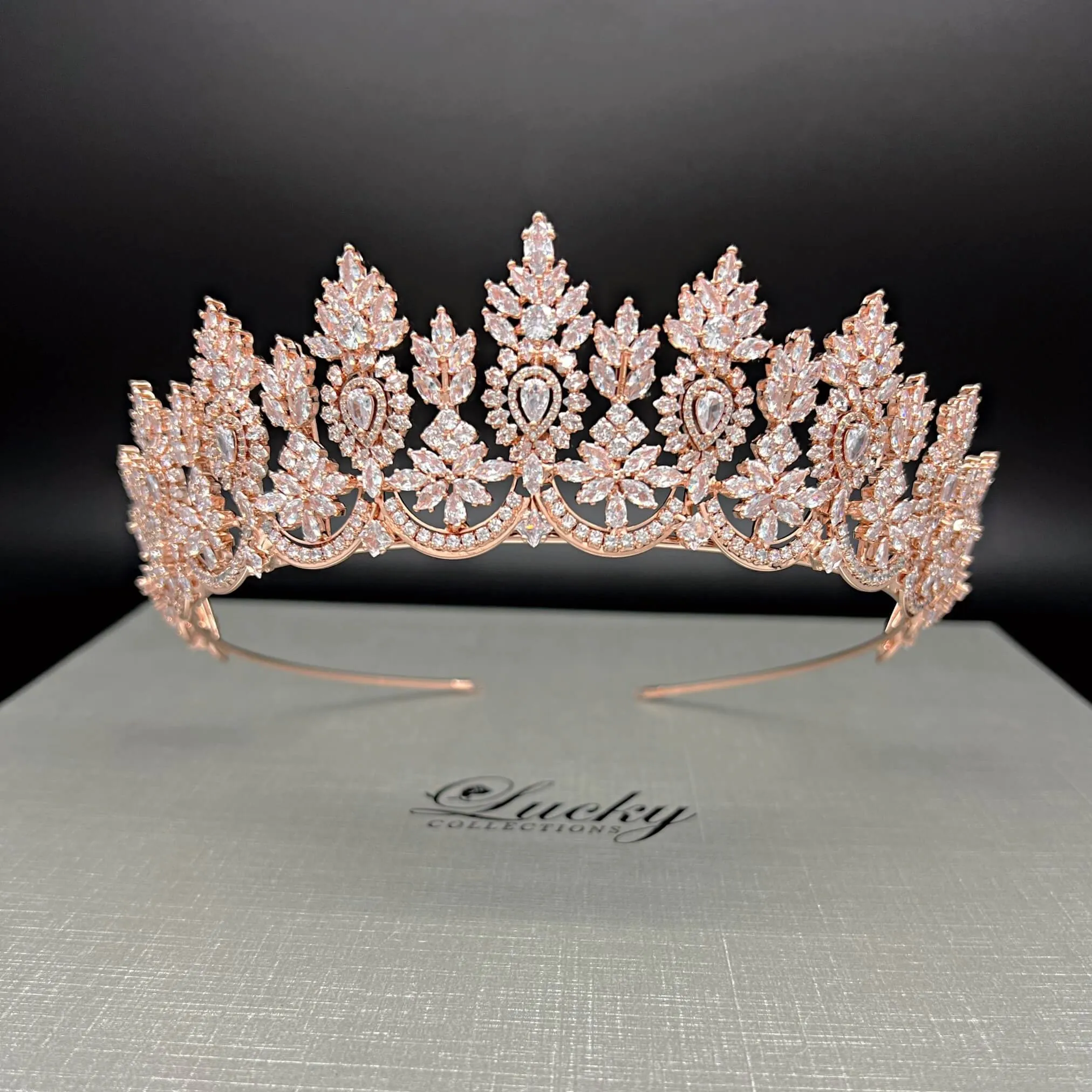 Tiara for Bride, Quinceanera Tiara, Wedding Headpiece, Corona para Boda