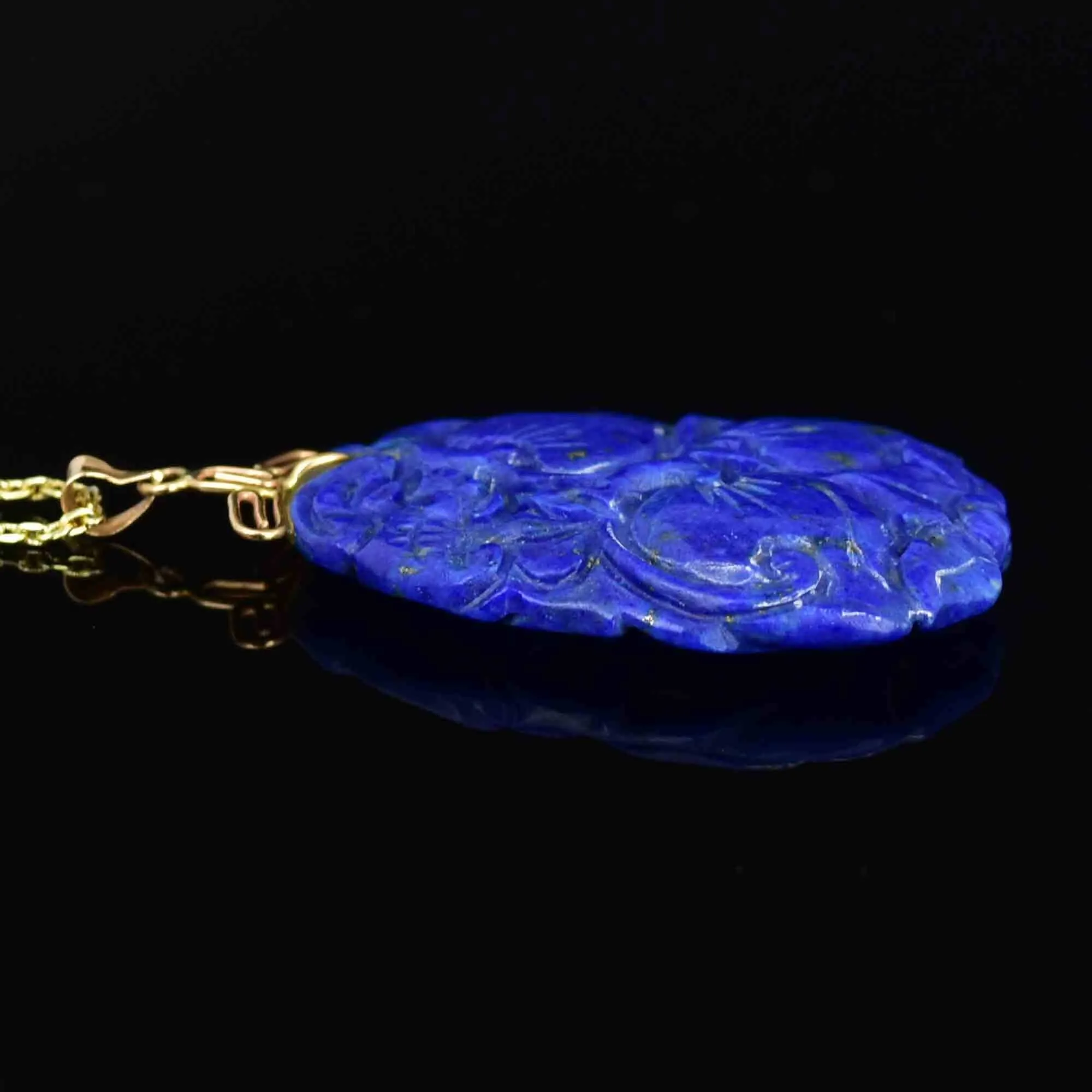 Vintage 14K Gold Carved Lapis Lazuli Flower Pendant Necklace