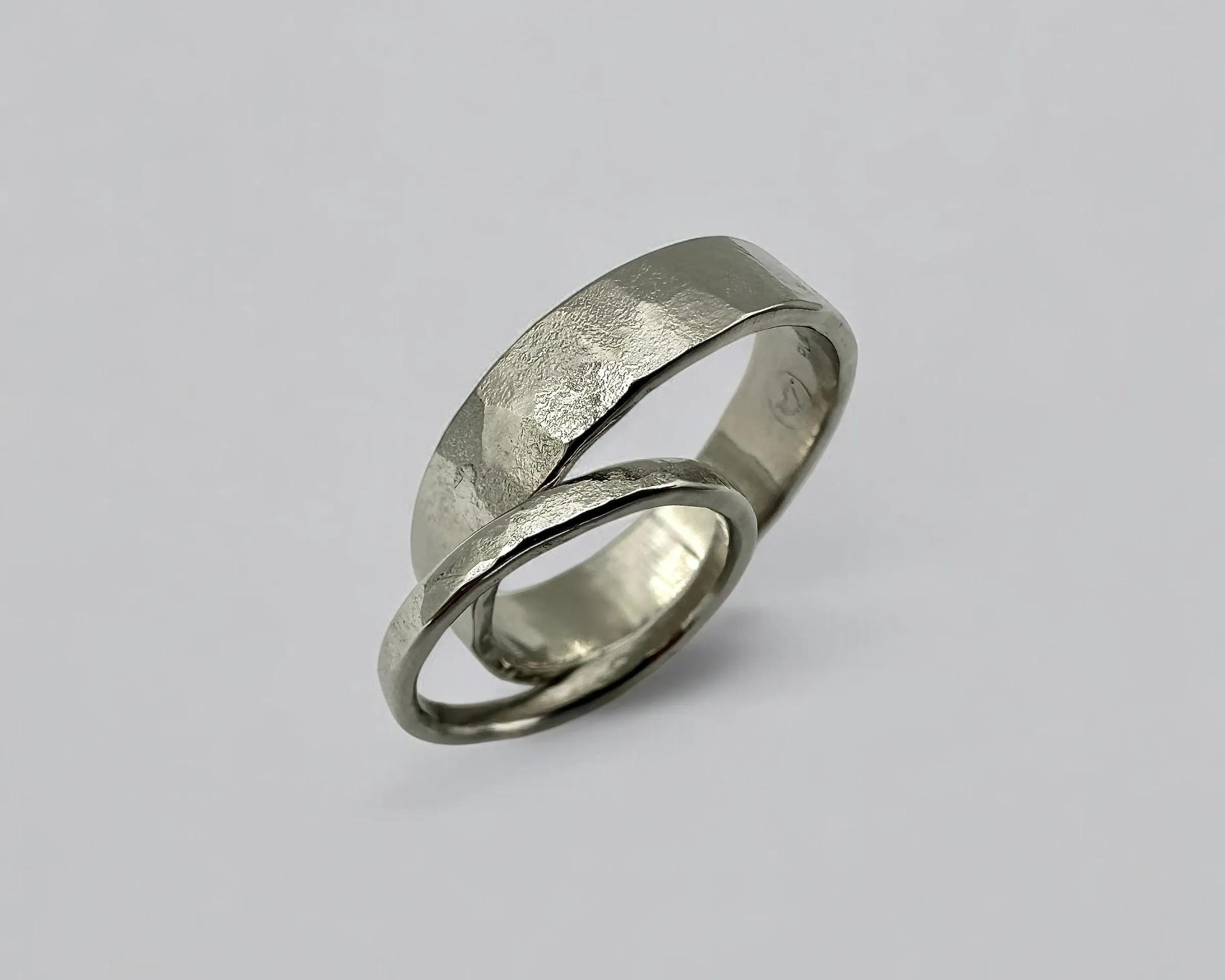 ZEUS RING PLATINUM 6MM WIDE